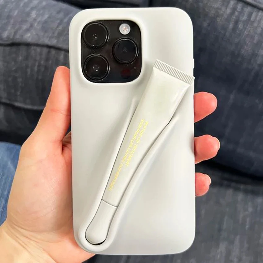 Lip Phone Case - Image 4